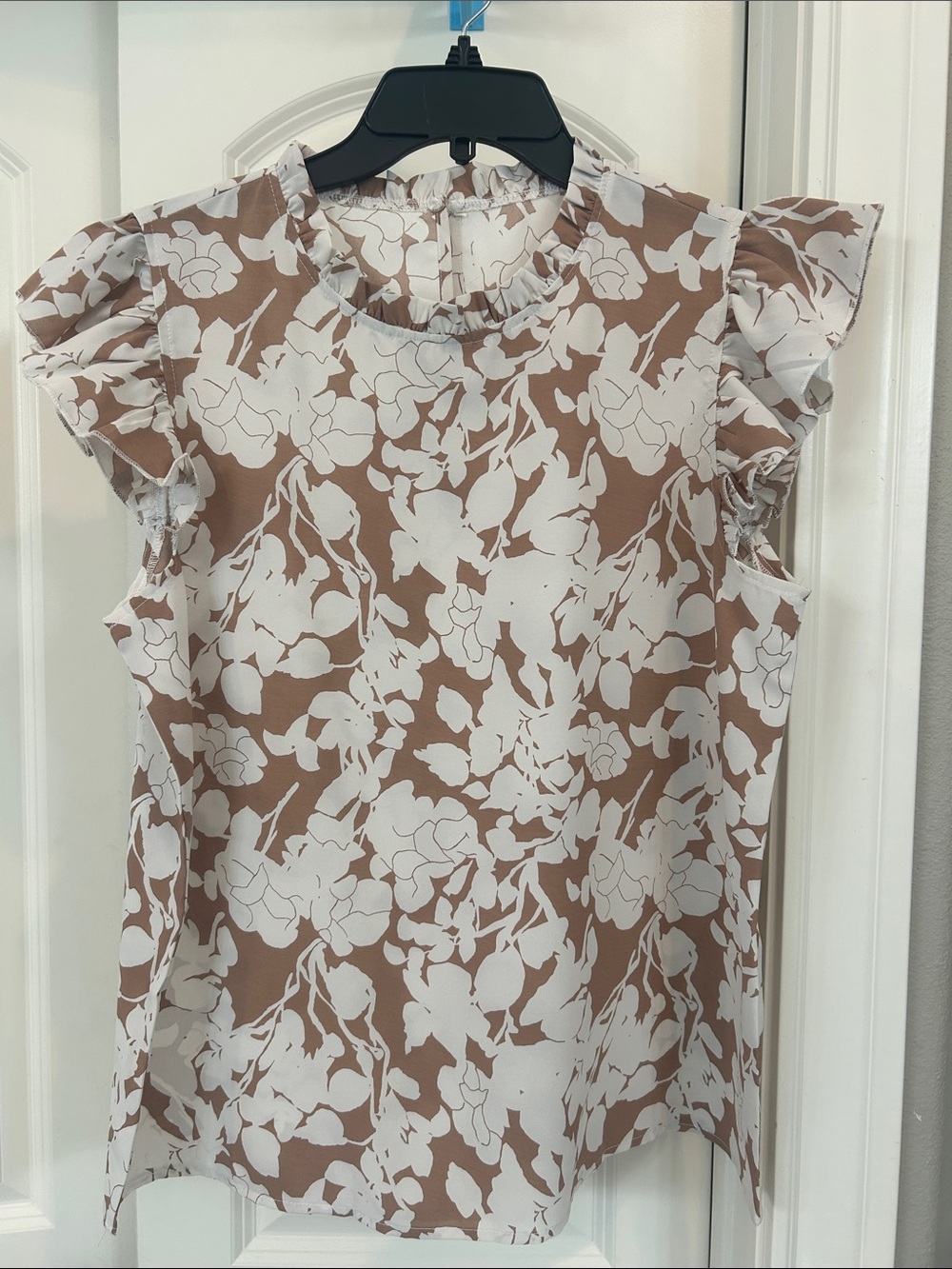Floral Ruffle Sleeve Blouse - White & Brown